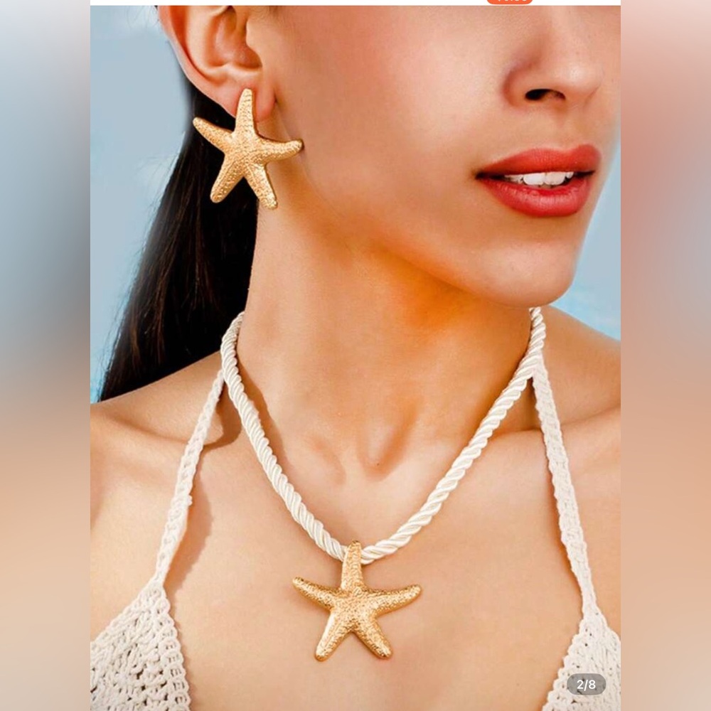 NWT Gold Starfish Earrings and Necklace Set